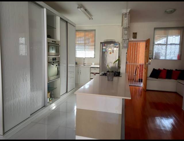 1 BEDROOM APARTMENT FOR SALE IN MUSGRAVE